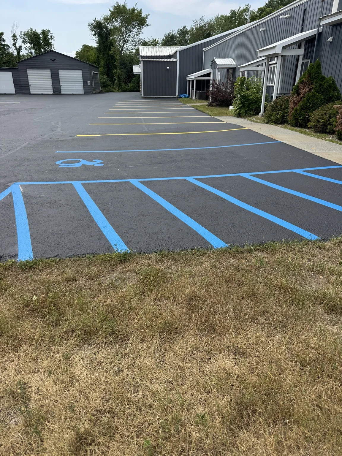 Fresh Sealcoating & Parking Lot Striping